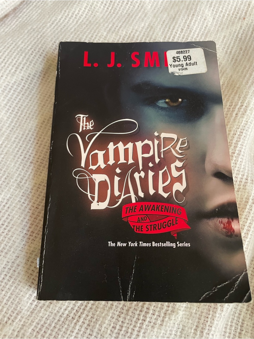 The vampire diaries book